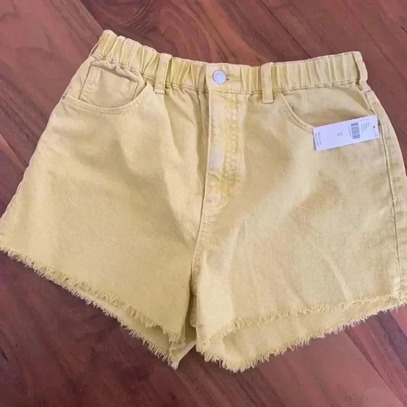 Anthropologie Pilcro Lara Ultra High Frayed Denim Shorts - Picture 2 of 5